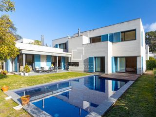 Chalet in Vallromanes. Casa  villa de 5 dormitorios en venta en vallromanes, barcelona