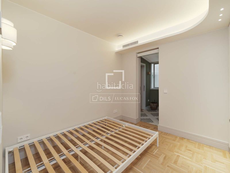 Foto c279b04f-98fd-475d-8b11-4092e70b2ba9. Pis amb calefacció aparcament a Putget - Farró Barcelona