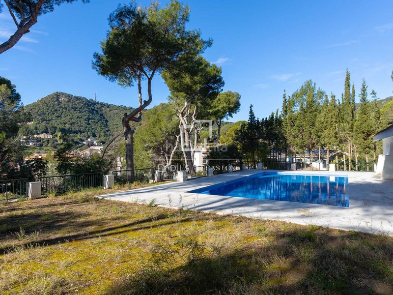 Foto 6db4d185-7976-4338-b0d5-228f1f3a3000. Xalet amb calefacció aparcament piscina a Cabrera de Mar
