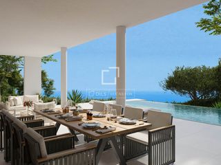 Chalet in El Mirador-La Cornisa. Impresionante villa de obra nueva con vistas al mar en venta en
