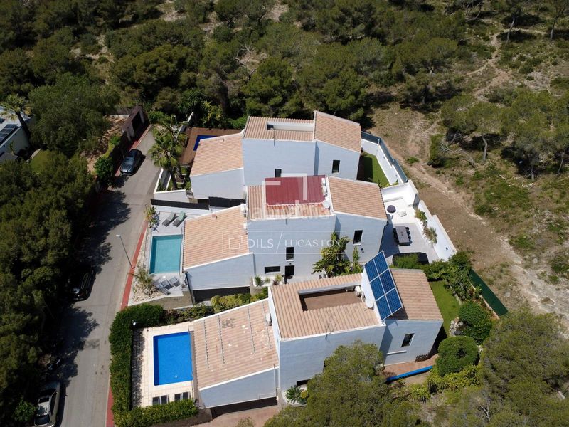Foto bb6471e9-fae6-463b-8285-13bd07dc4e4f. Xalet amb calefacció aparcament piscina a Vallpineda-Santa Bàrbara Sitges