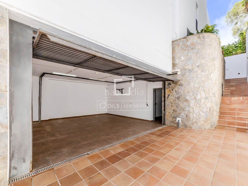 Foto e90efec9-6ef6-409b-9dd5-a93731c8dd1e. Xalet amb calefacció aparcament piscina a Vallpineda-Santa Bàrbara Sitges