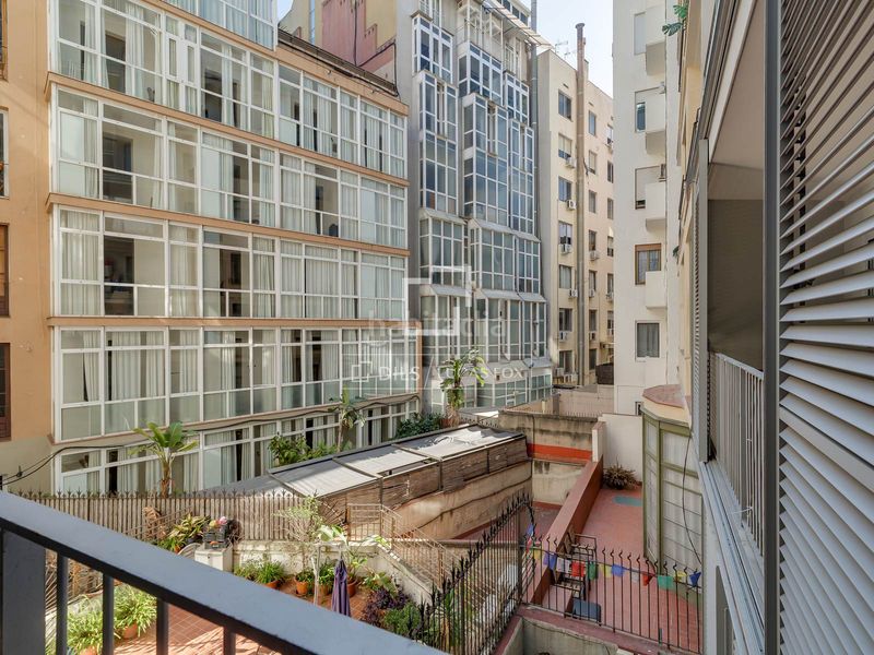 Foto 0c887944-f00b-406d-b26a-47e94b64ec0f. Pis amb calefacció piscina a Dreta de l´Eixample Barcelona
