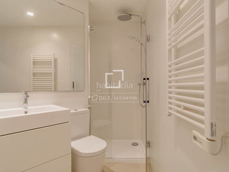 Foto a78b18b6-e89a-4eb5-8c31-8175ca4e18d7. Pis amb calefacció piscina a Dreta de l´Eixample Barcelona