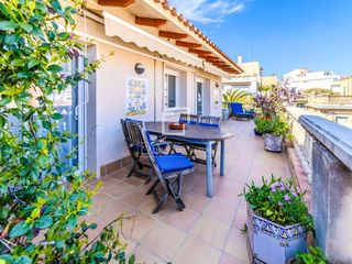 Penthouse in Centre. Ático  de 2 dormitorios en venta en sitges town, barcelona