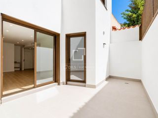 Pis a Centre. Piso obra nueva de 1 dormitorio con 13m terraza en venta en sitg
