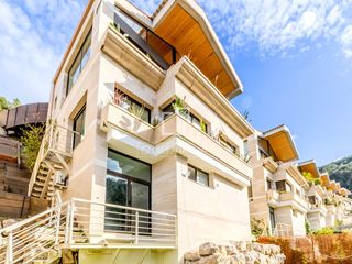 Chalet in Levantina - Montgavina - Quintmar. Casa moderna con 4 habitaciones, piscina y vistas espectaculares