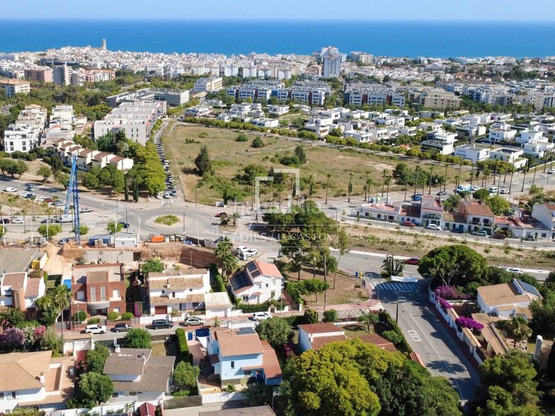 Foto 7ad34608-264a-4761-8b6f-b64fa06391a3. Xalet amb calefacció aparcament piscina a Vallpineda-Santa Bàrbara Sitges