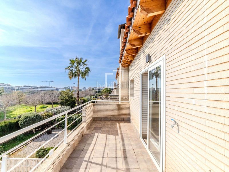 Foto b21624f8-56de-4226-93c7-cb4978e57ee3. Xalet amb aparcament piscina a Levantina - Montgavina - Quintmar Sitges