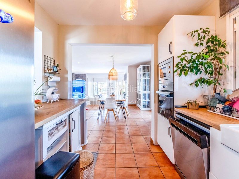 Foto 0bb4ad9b-553c-4d86-8403-abafe075a082. Chalet preciosa villa mediterránea con vistas al mar y a la montaña, en venta . en Sant Pere de Ribes