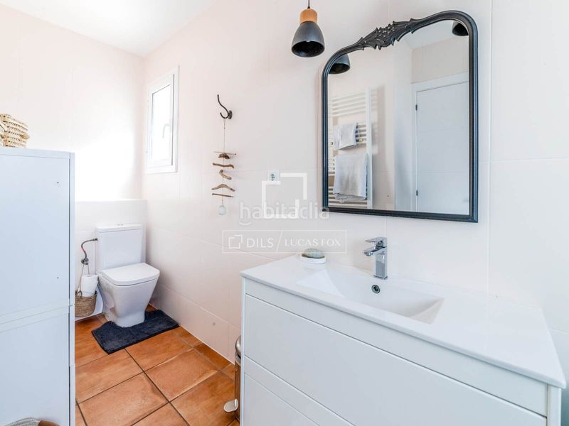 Foto 9f09bf52-88dd-4152-9a6a-cefc5416c1c0. Chalet preciosa villa mediterránea con vistas al mar y a la montaña, en venta . en Sant Pere de Ribes
