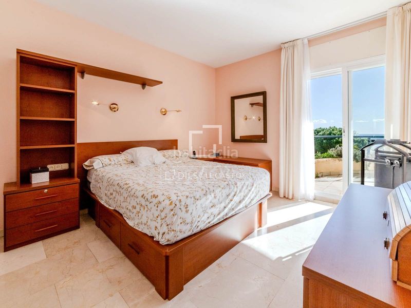 Foto 5d3094df-8bcb-403c-a214-37dd5e345a66. Xalet amb calefacció aparcament piscina a Vallpineda-Santa Bàrbara Sitges