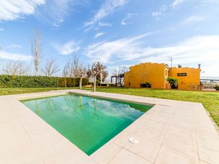 Masia a Castellví de la Marca. Finca ecuestre con vivienda, piscina y establos en el penedès, b