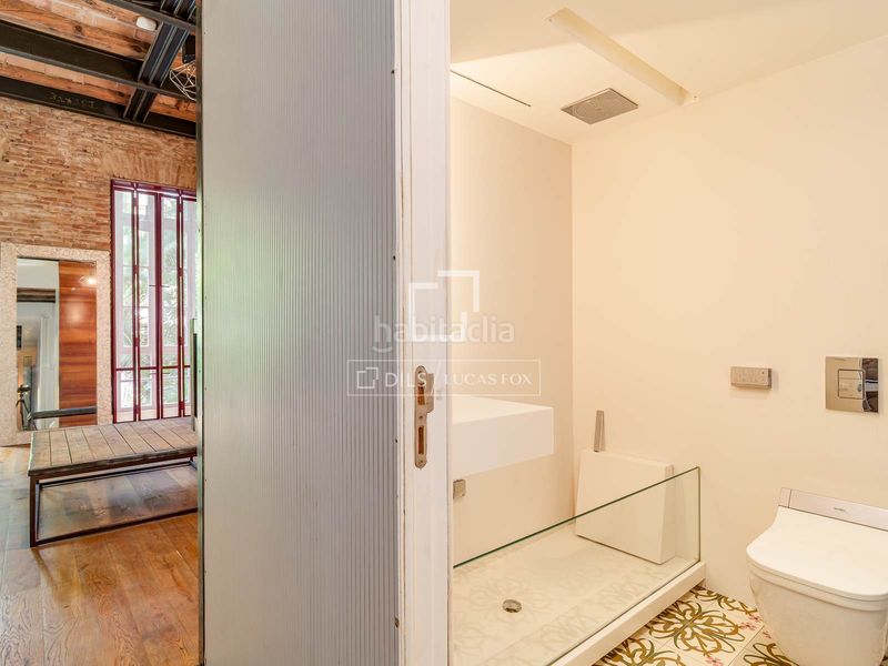 Foto c68d6624-d2f3-4429-a3cd-7b2b00614493. Pis amb calefacció piscina a Gòtic Barcelona