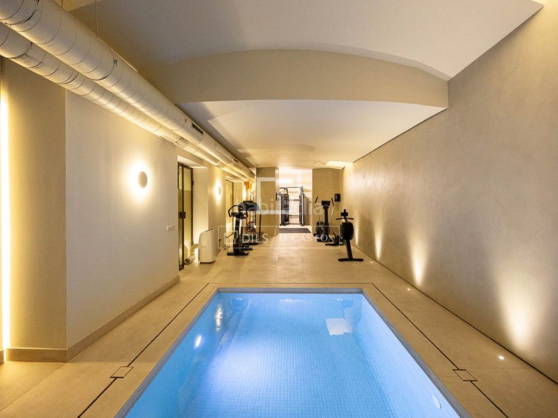 Foto ec0d26ac-53c1-4c15-bcf4-493e3a0a83b3. Pis amb calefacció piscina a Dreta de l´Eixample Barcelona