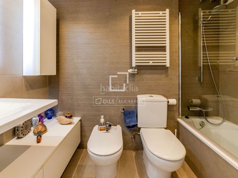 Foto c28594bf-ed2d-48e6-918e-d7577dc4bed4. Àtic amb aparcament piscina a Aiguadolç - Sant Sebastià Sitges