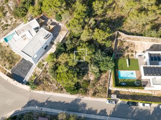Finca rústica en Can Girona - Terramar - Vinyet. Parcela en venta en terramar, barcelona