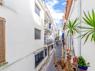 Chalet in Centre. Casa  villa de 3 dormitorios en venta en sitges town, barcelona