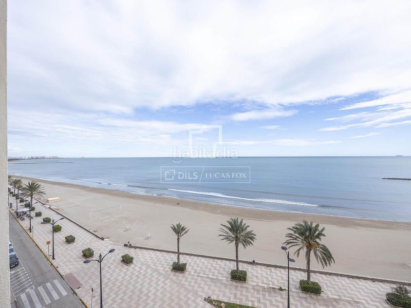 Foto 615d7985-d28c-4757-81cb-a17816b4ed96. Pis a Port Saplaya Alboraya
