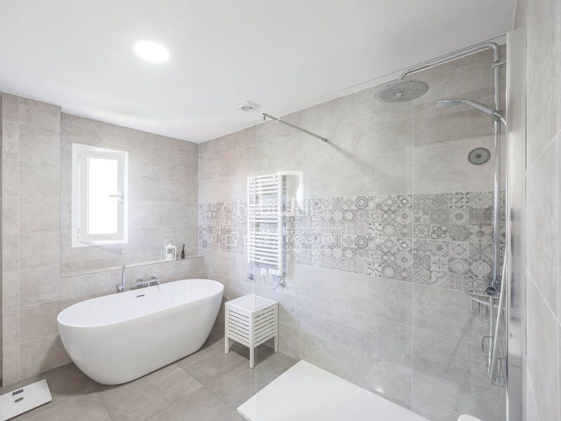 Foto d8445bfd-c071-468a-8e1a-5192d913d366. Xalet amb aparcament piscina a Alfinach - Monasterios Puçol