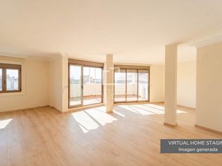 Lloguer Àtic a Arrancapins. Exclusivo ático de 131 m de vivienda  10 m de terraza privada en