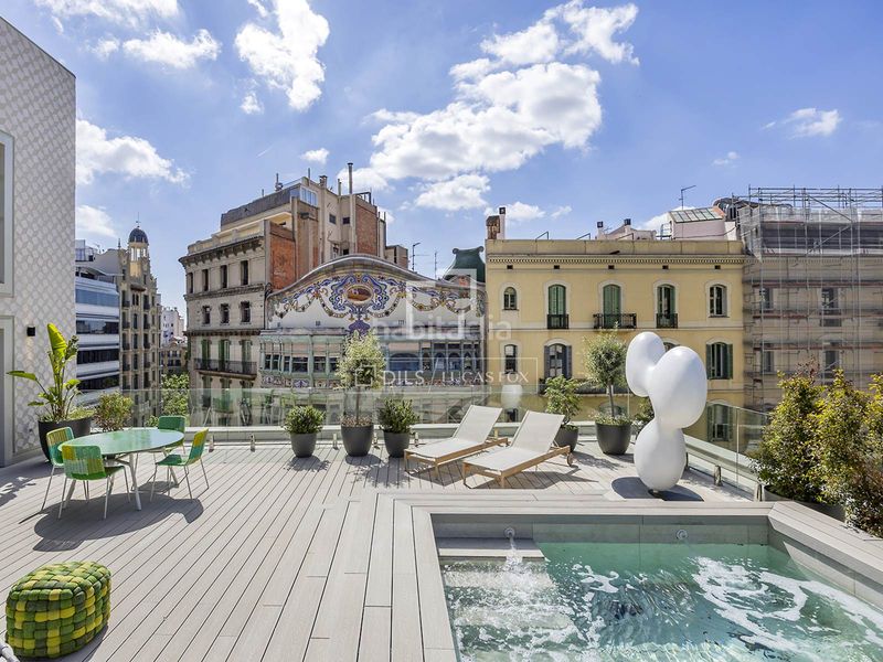 Foto a0c73844-4b53-4a88-9851-f4f3baee4b7a. Pis amb aparcament piscina a Vila de Gràcia Barcelona