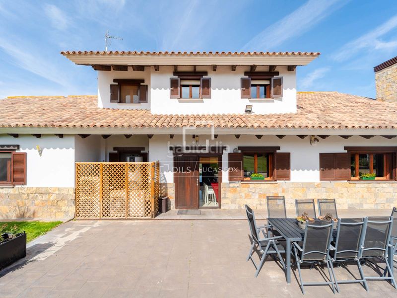 Foto eb36c09a-c3a2-4064-a150-e12ab0df779f. Xalet amb calefacció aparcament piscina a Requena
