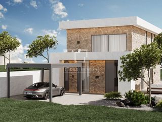 Chalet in Montealegre. Villa independiente con piscina en venta en una promoción de sol