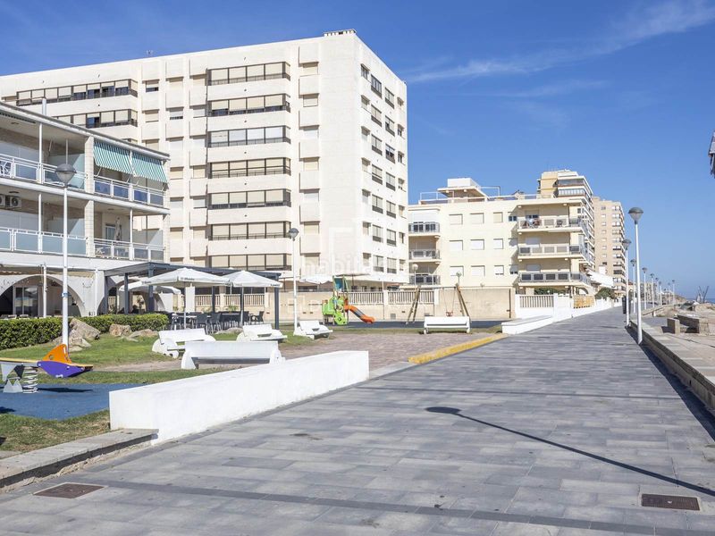 Foto 4147cdda-46dc-4138-835f-04c17c480e5b. Pis amb calefacció aparcament piscina a Mareny Blau Sueca