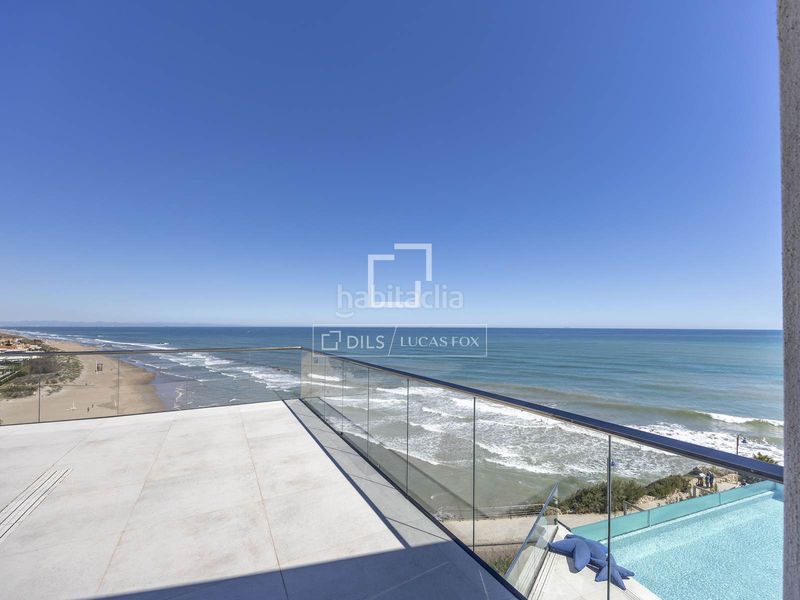 Foto 0d9b1348-d6c6-44f2-aa48-cdfbf1dd2598. Xalet amb calefacció aparcament piscina a El Faro Cullera