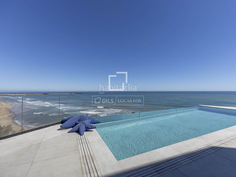 Foto e55399dd-9e0a-42b9-a7ef-fb11bfad66b2. Xalet amb calefacció aparcament piscina a El Faro Cullera