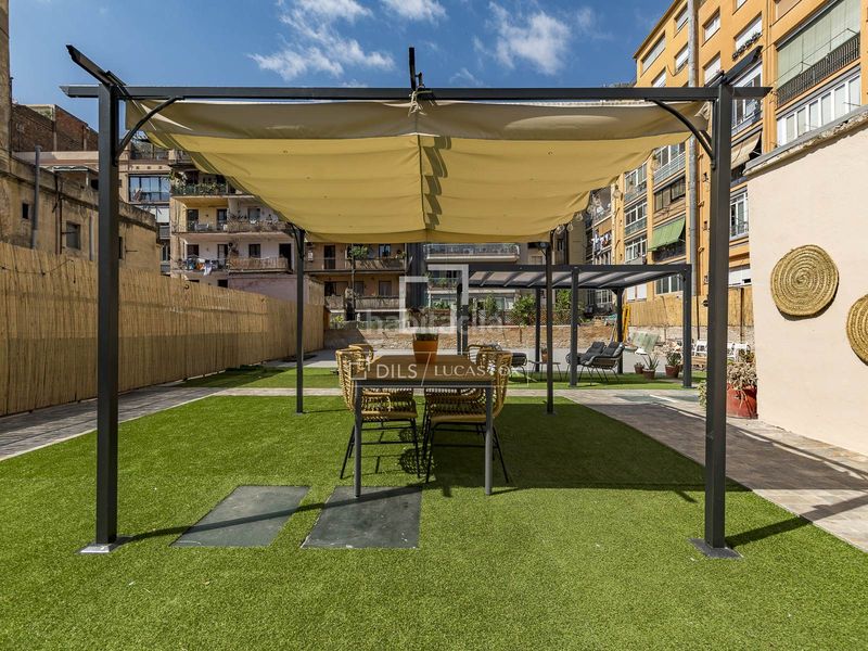 Foto ab49c8ad-ec2c-4dac-be5d-57f5728d81d6. Pis a Sant Antoni Barcelona