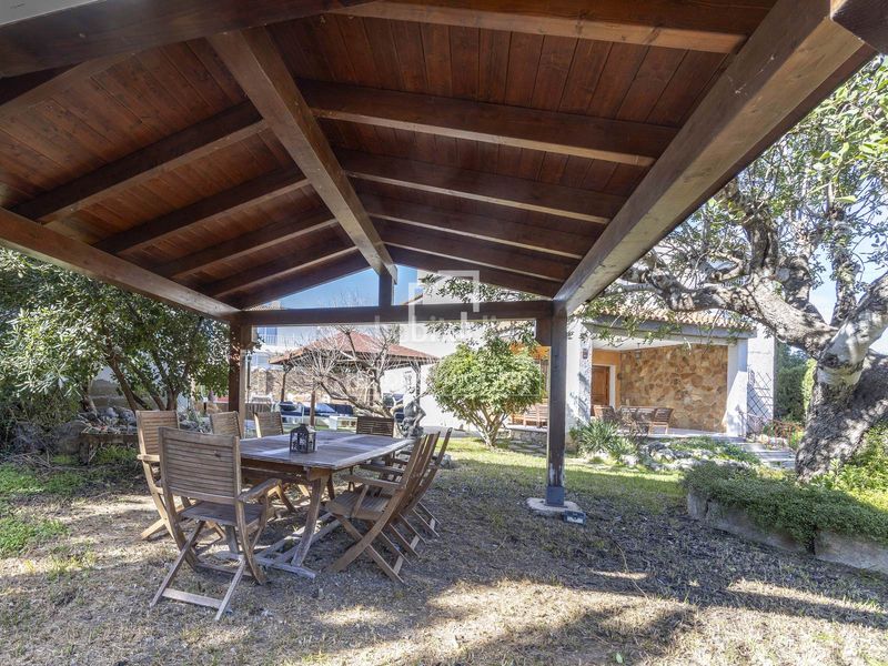 Foto 1abb4997-38a9-4134-a385-67438c44bde1. Chalet with heating parking pool in Entrepinos Eliana (l´)