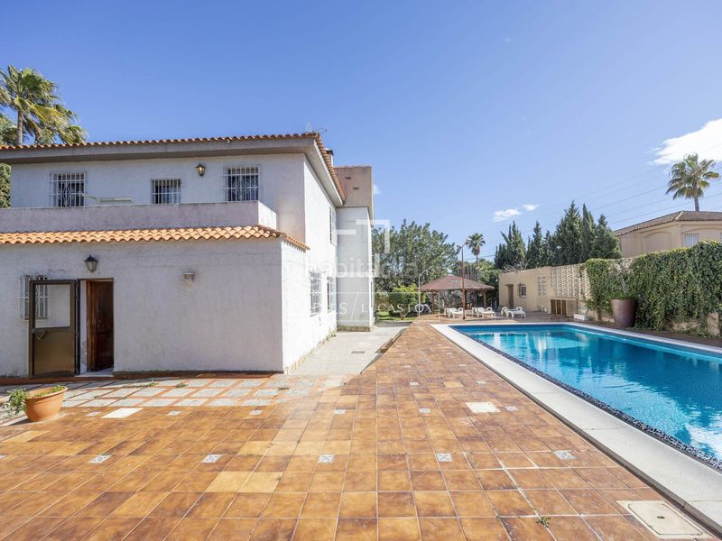 Foto 404dbaa4-20ae-4a61-9555-9d0e343d1058. Chalet with heating parking pool in Entrepinos Eliana (l´)