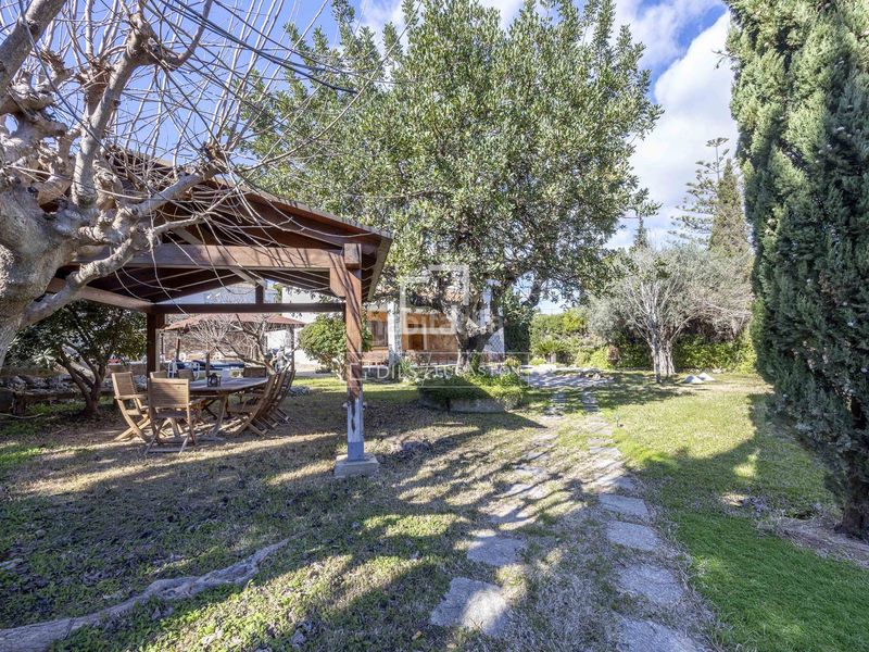 Foto 9ac35bc8-61a2-45ff-b2be-098ee96957e1. Chalet with heating parking pool in Entrepinos Eliana (l´)
