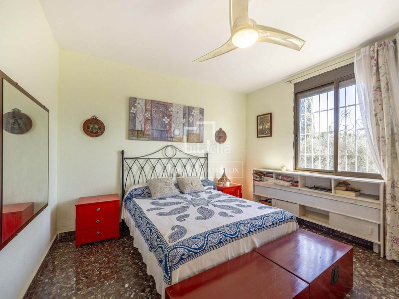 Foto d3d3dfe5-b1e6-4498-a7c9-e38a0dbdc39d. Chalet with heating parking pool in Entrepinos Eliana (l´)