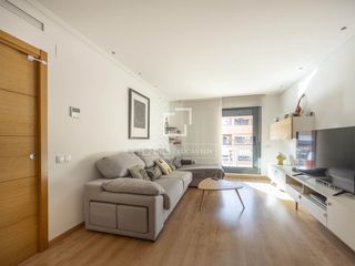 Pis a La Patacona. Piso de 2 dormitorios con 9 m de terraza en venta en alboraya, v