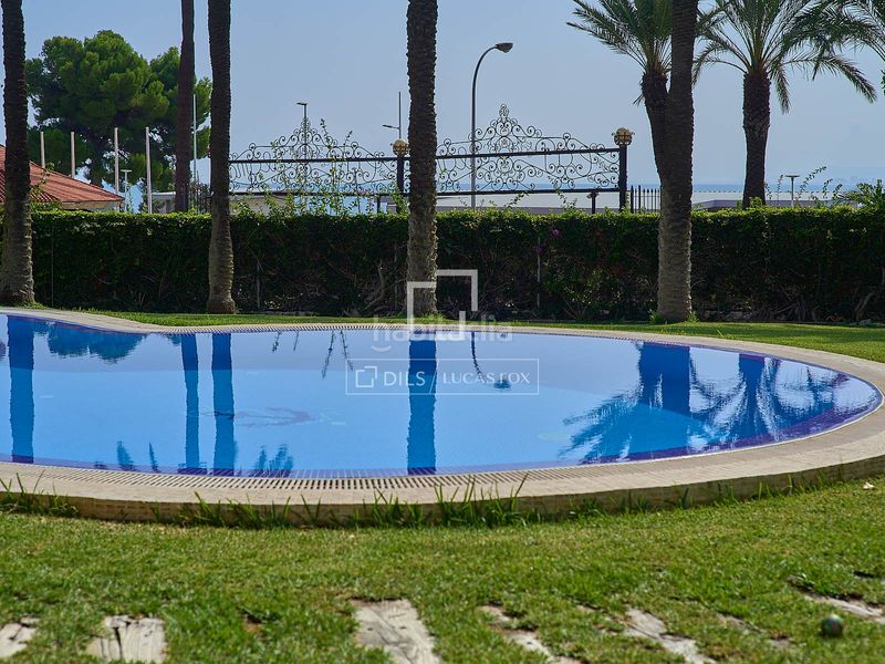 Foto c0de9168-7ac4-4b7b-ba1c-bc901fed4956. Xalet amb calefacció aparcament piscina a El Faro Cullera