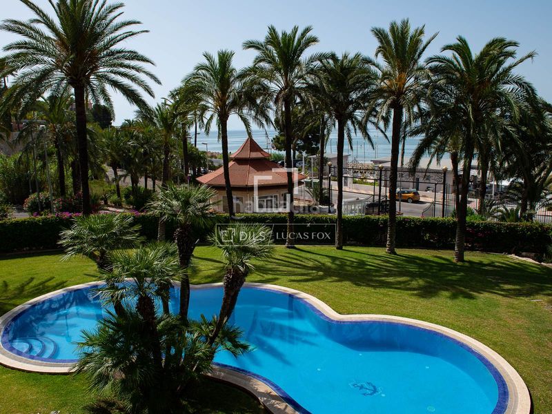 Foto d735c7fc-f472-417a-91b7-5fd7c1a5fd4f. Xalet amb calefacció aparcament piscina a El Faro Cullera