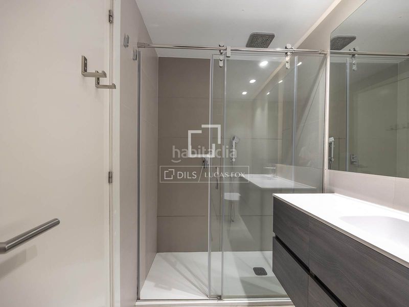 Foto b2d080ce-f85c-4504-8b75-ee75710c2441. Pis amb calefacció aparcament piscina a La Creu del Grau Valencia