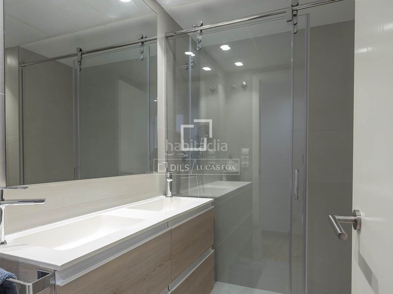 Foto b6a3d23d-a004-4667-8812-5aad87481d76. Pis amb calefacció aparcament piscina a La Creu del Grau Valencia