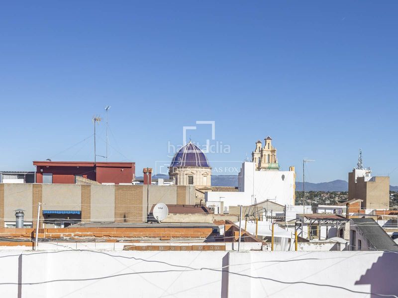 Foto 0dc28c95-6e7c-4b0f-aefe-971062d4a3db. Xalet amb calefacció aparcament piscina a Riba - roja de Túria