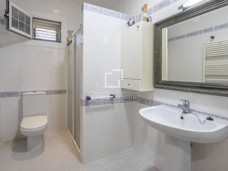 Foto fe9cebcb-8c4d-4296-a7de-97d6eb8521f5. Xalet amb aparcament piscina a Picassent