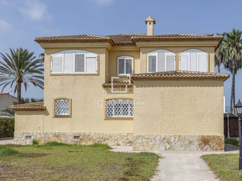 Foto b835d222-f710-4097-93ea-eb60d360e8b8. Xalet amb calefacció aparcament a El Marenyet Cullera