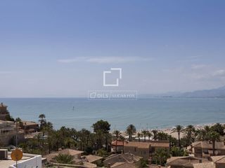 Propriété à El Faro. Parcela en venta en cullera, valencia
