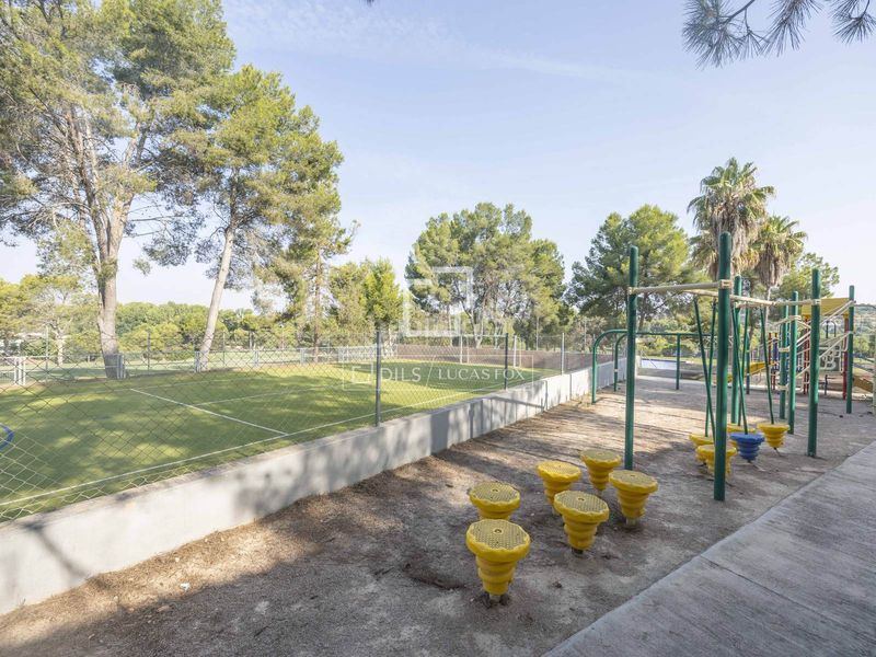 Foto a10db047-373d-4cc0-8864-4aa859c6a887. Finca rústica a El Bosque Chiva