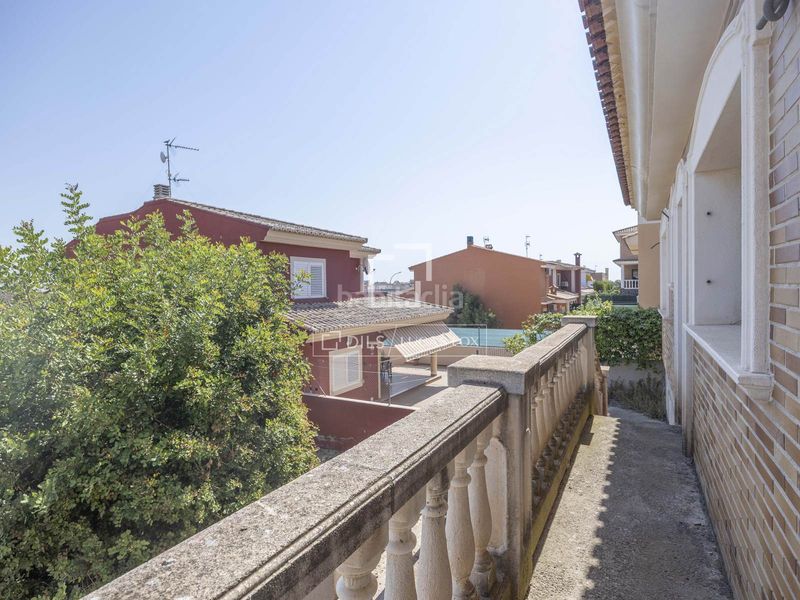 Foto aa9a9052-8dfb-4751-a37d-9f011585bb90. Xalet amb calefacció aparcament piscina a Riba - roja de Túria