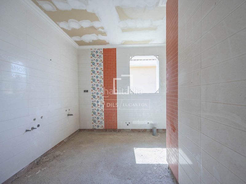 Foto ce7077c8-0b82-4749-b54f-cec7ebe8dbad. Xalet amb calefacció aparcament piscina a Riba - roja de Túria
