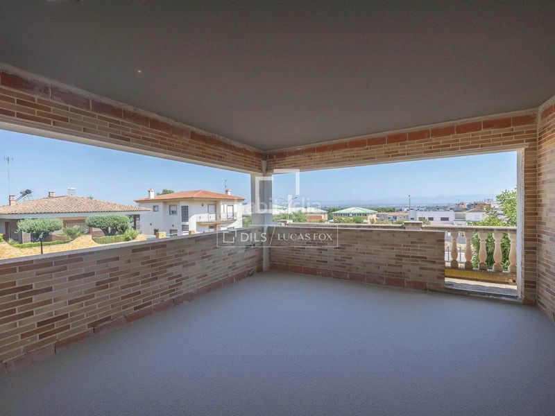 Foto ffe9e34c-3098-4bd4-aa66-5e5e6f5f251b. Xalet amb calefacció aparcament piscina a Riba - roja de Túria