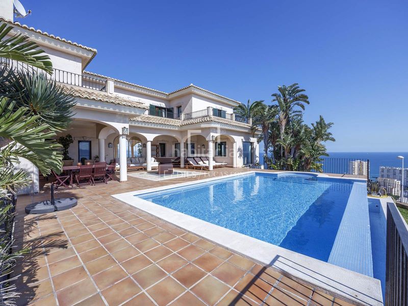 Foto e14257e2-8430-46b7-a377-8c29960e4097. Xalet amb aparcament piscina a El Faro Cullera